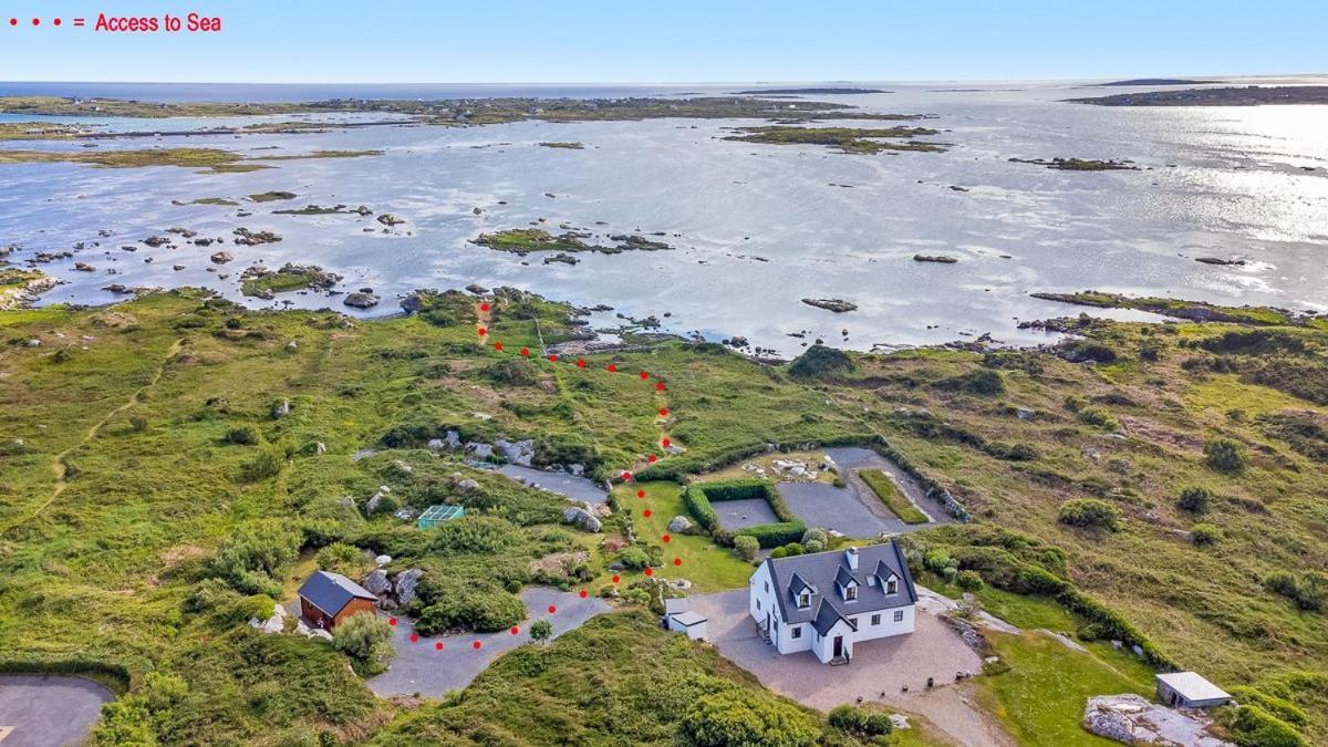 Вилла Seaside Log Cabin, Carna Экстерьер фото